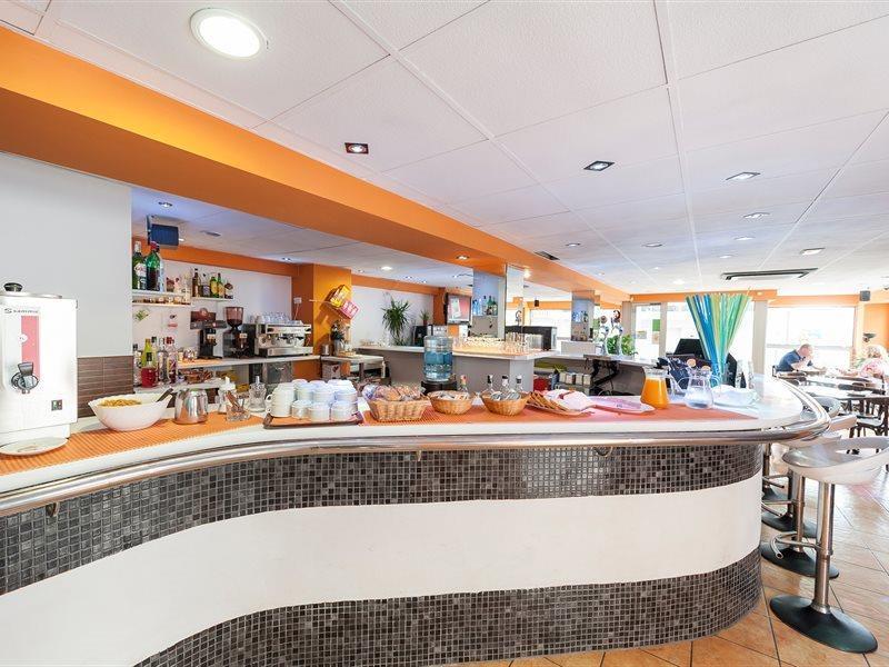 קאן פיקפורט Hostal Blanca מראה חיצוני תמונה
